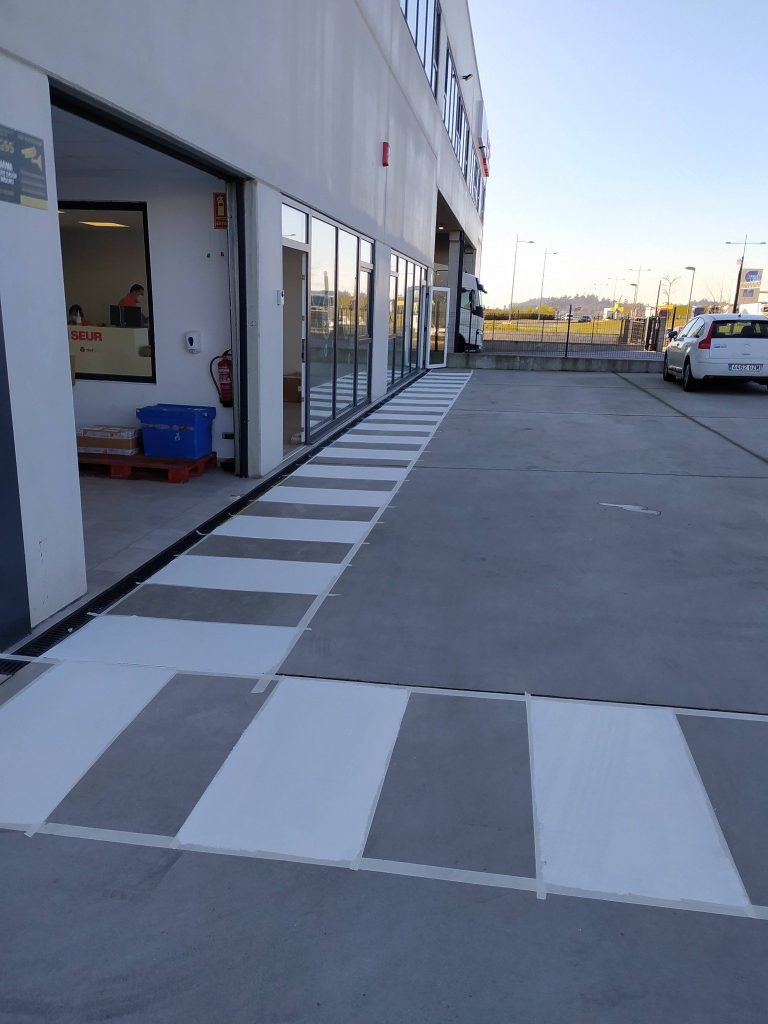 JB Pintores Pintura industrial para naves2